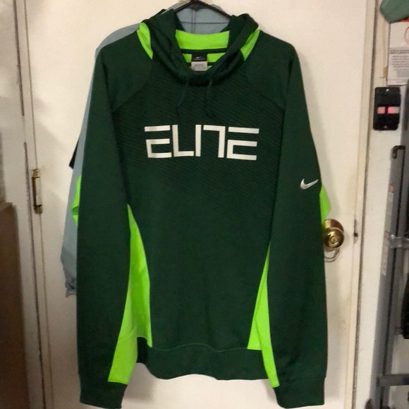 Vintage Nike Elite pullover hoodie NWOT